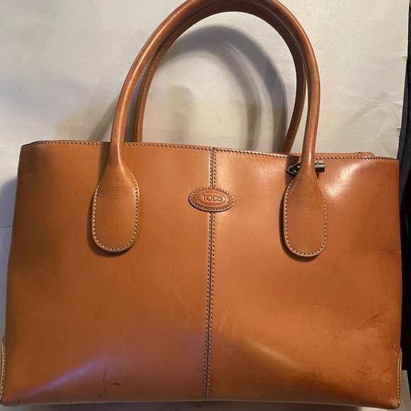 Tod's	Medium D-Bag Brown Leather - Picture 1 of 6